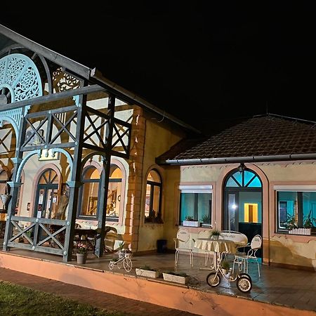 Vila Regina Palić Exteriér fotografie